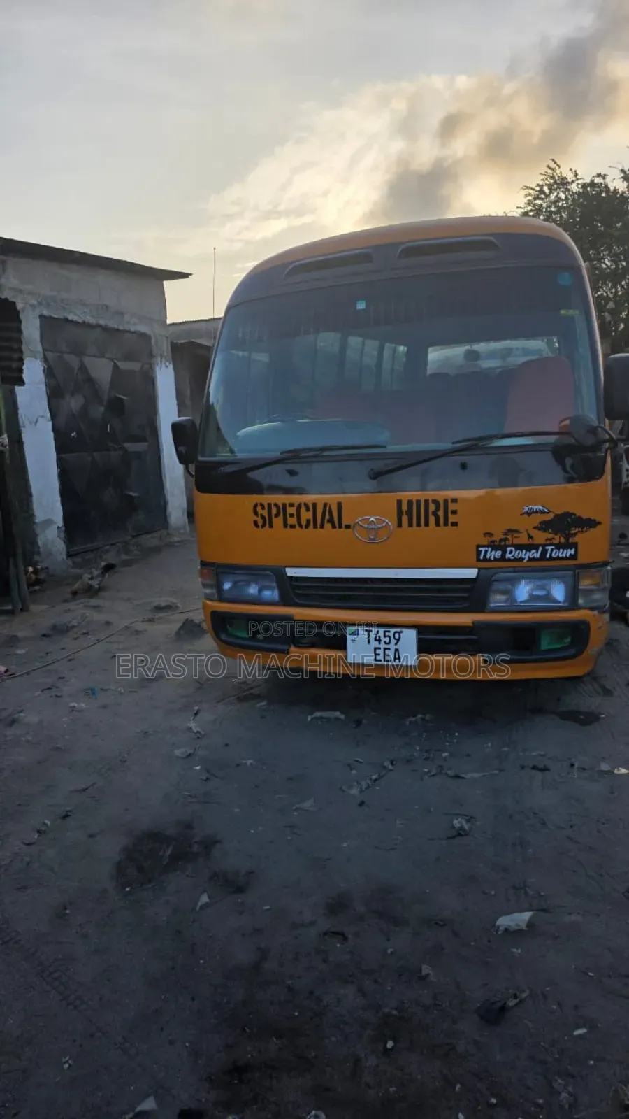 Toyota Coaster 2005 Orange