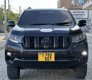 Toyota Land Cruiser Prado 2012 Black