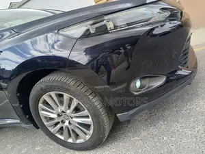 Toyota Harrier 2.0 2015 Black