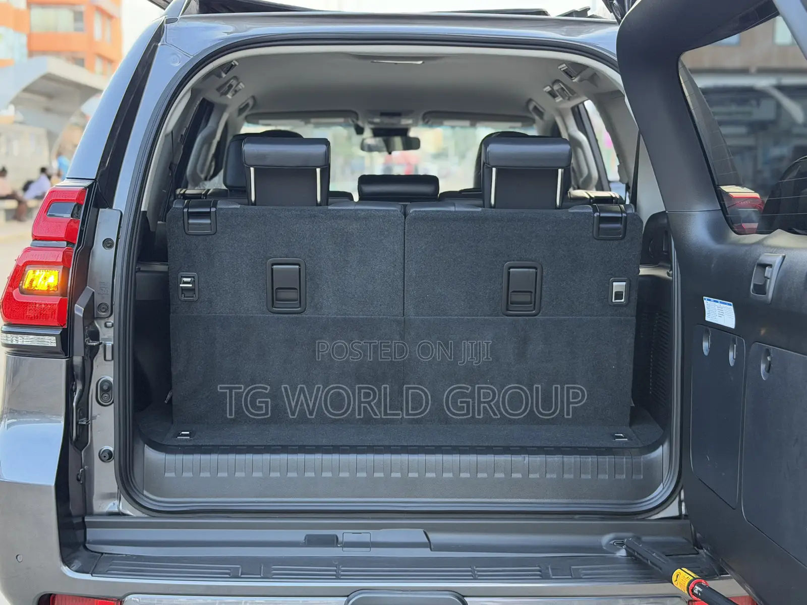 Toyota Land Cruiser Prado 2.8 2022 Gray