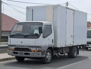 Mitsubishi Canter Box