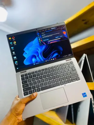 Laptop Dell Latitude 5320 8GB Intel Core I5 SSD 512GB