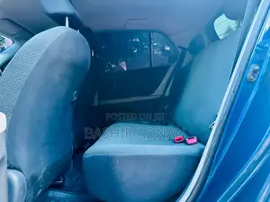 Toyota Vitz 1.0 FWD 3dr 2005 Blue