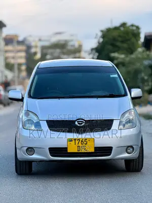 Toyota Corolla Spacio 2003 Silver