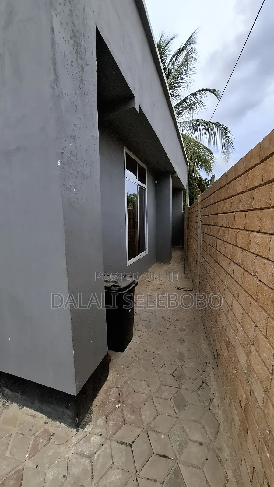 6bdrm Apartment in Madale Atlasi, Kinondoni for sale