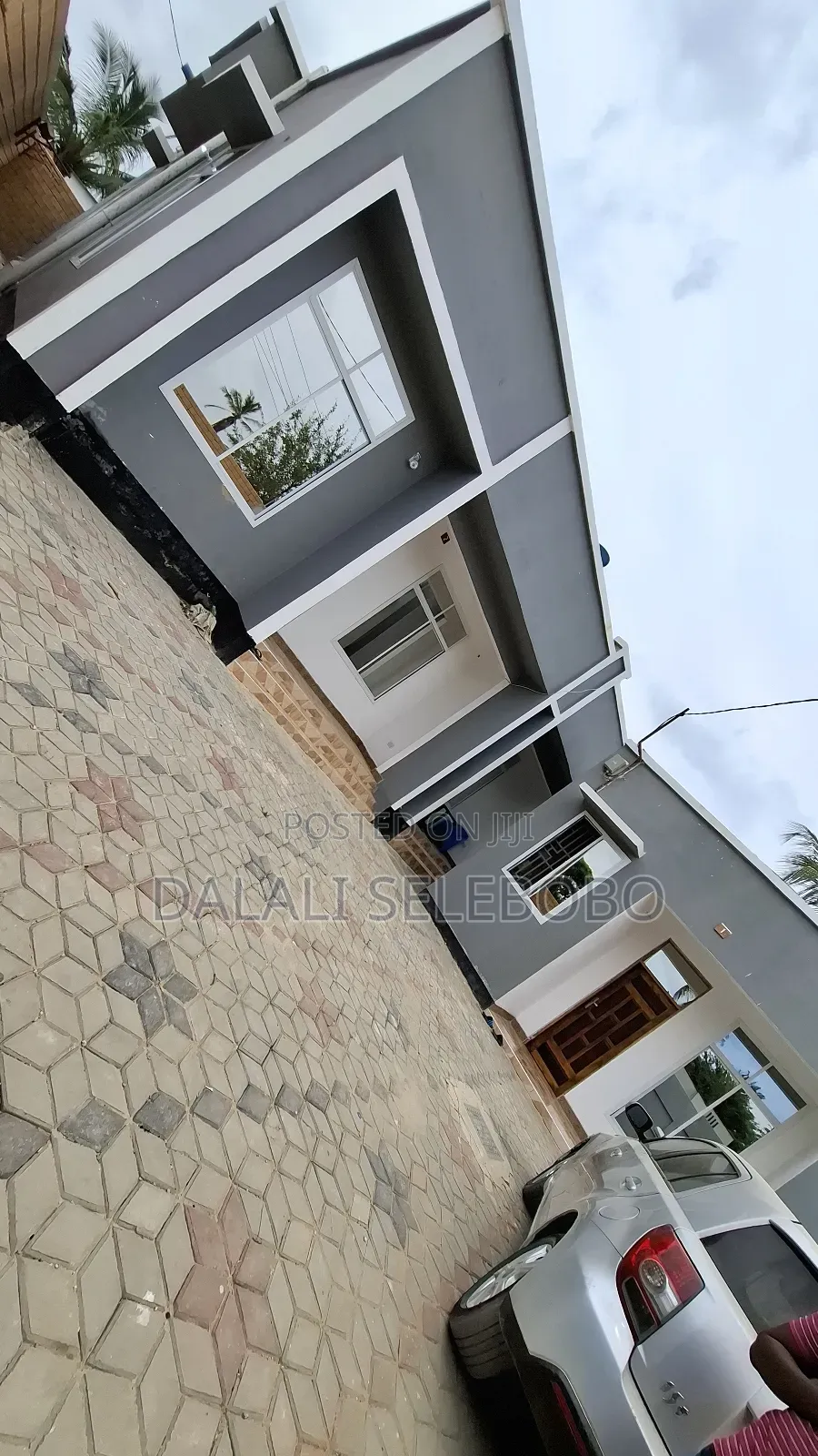 5bdrm Bungalow in Kinondoni for sale