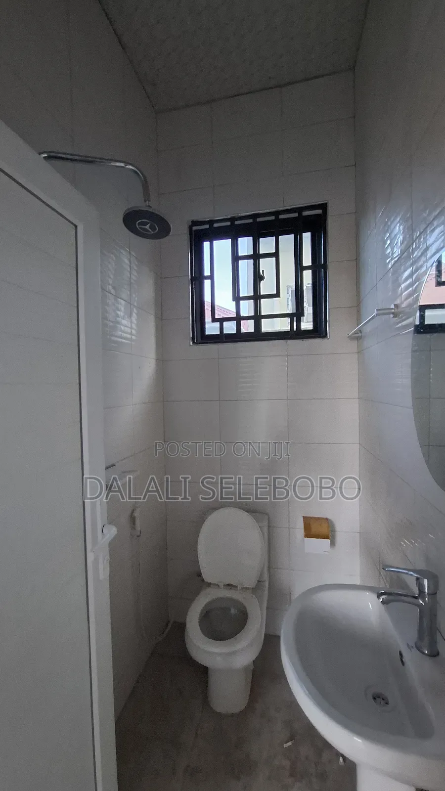 5bdrm Bungalow in Kinondoni for sale