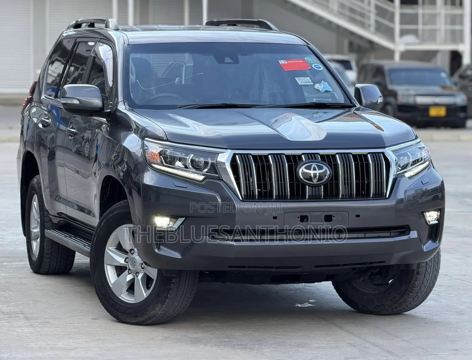 Toyota Land Cruiser Prado 2022 Gray