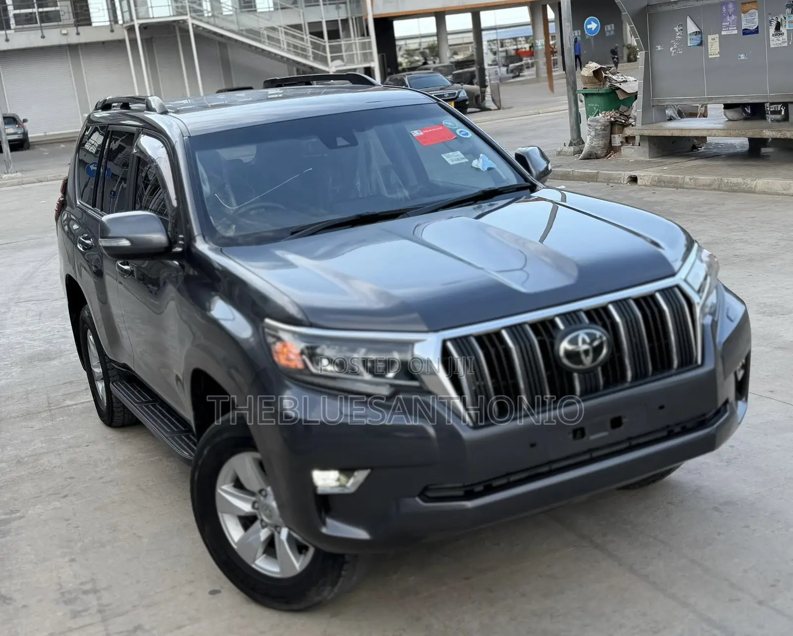Toyota Land Cruiser Prado 2022 Gray