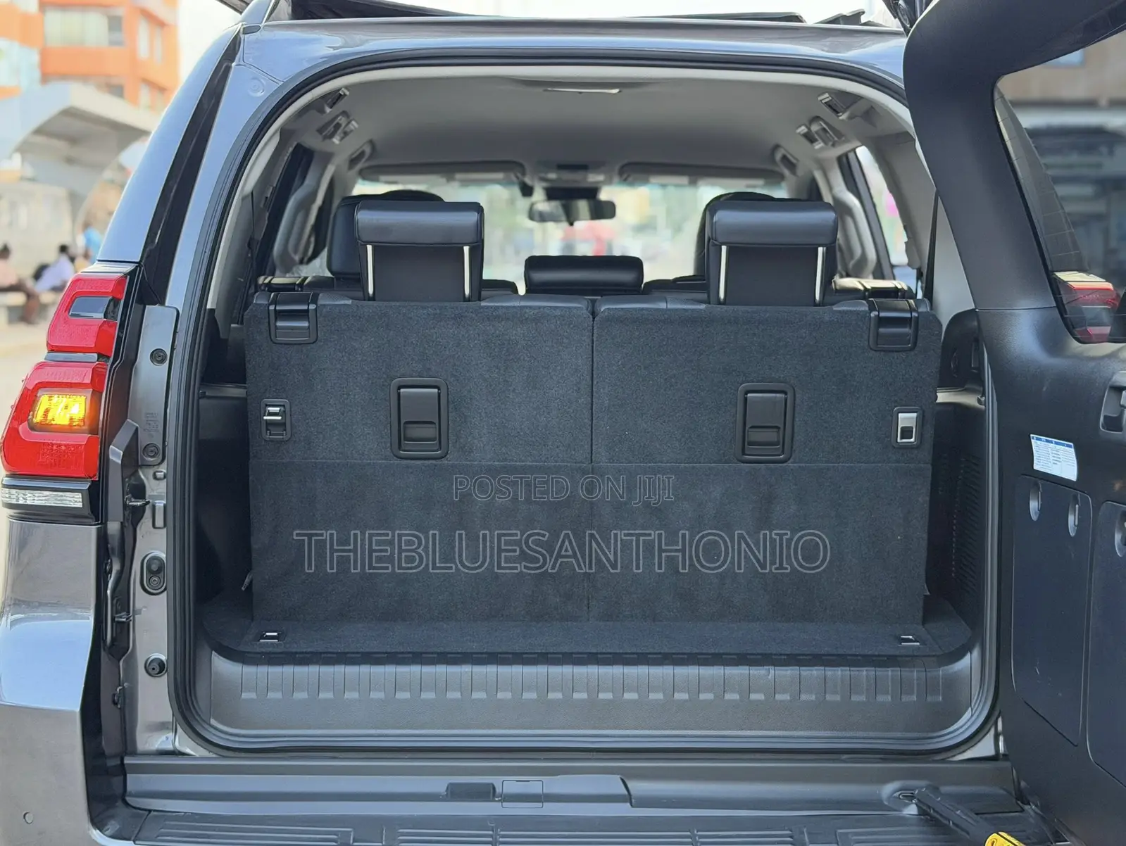 Toyota Land Cruiser Prado 2022 Gray