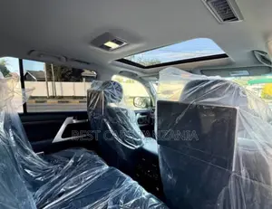 Toyota Land Cruiser 2020 Pearl