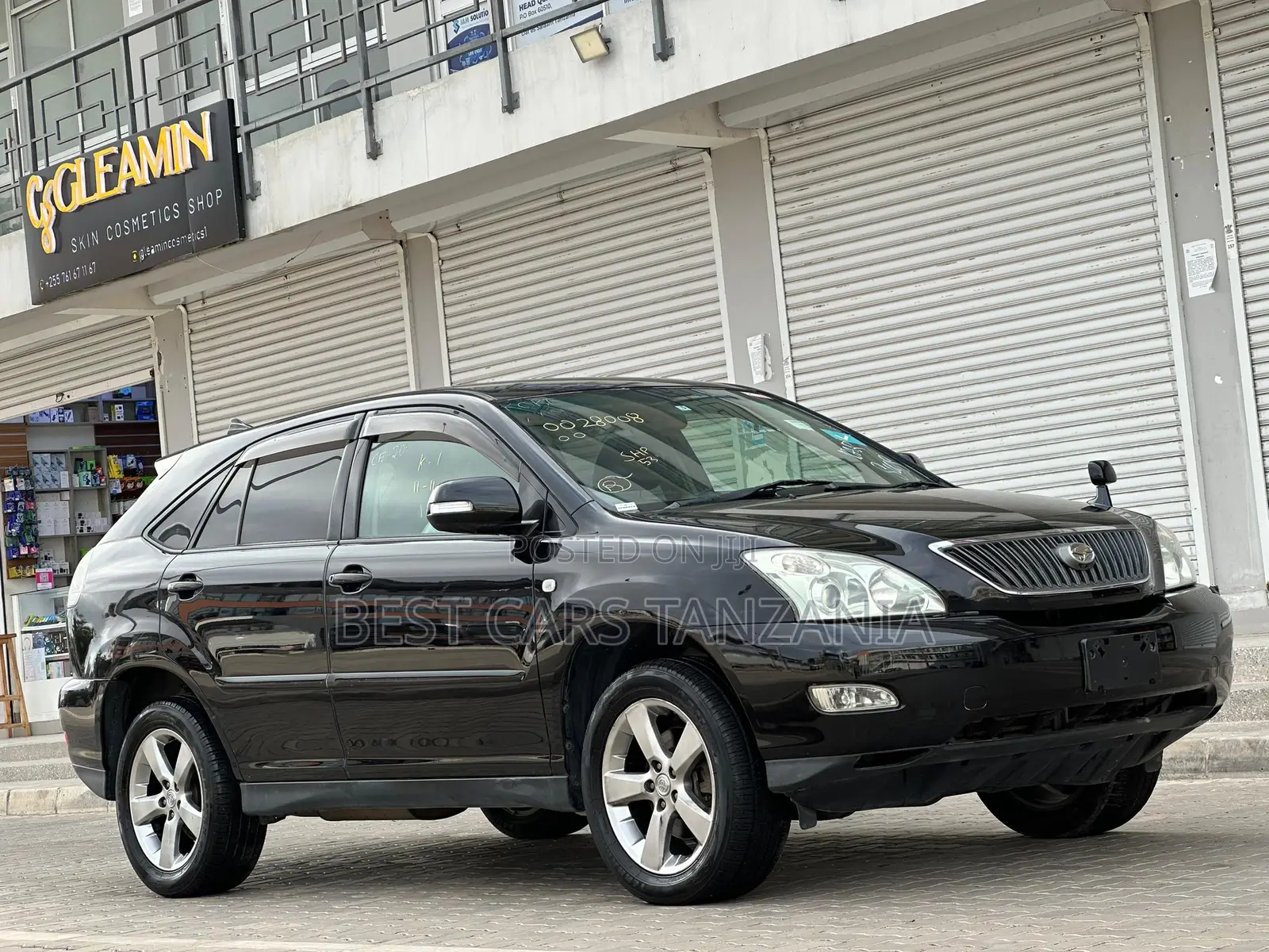 Toyota Harrier 2004 Black