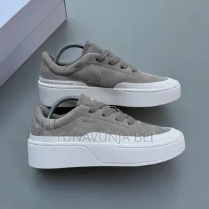 Labcourt Sneakers 
