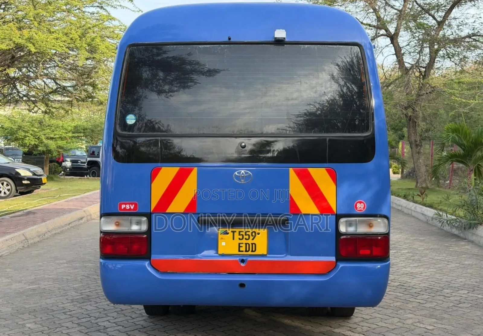 Toyota Coaster 2000 Blue