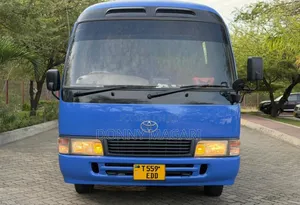 Toyota Coaster 2000 Blue