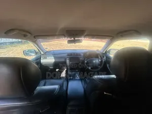 Toyota Crown 2006 Black