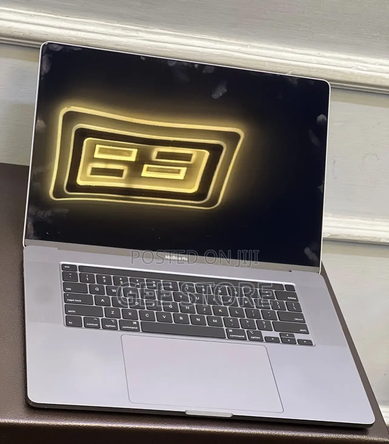 Laptop Apple MacBook Pro 2019 32GB Intel Core I7 SSD 512GB
