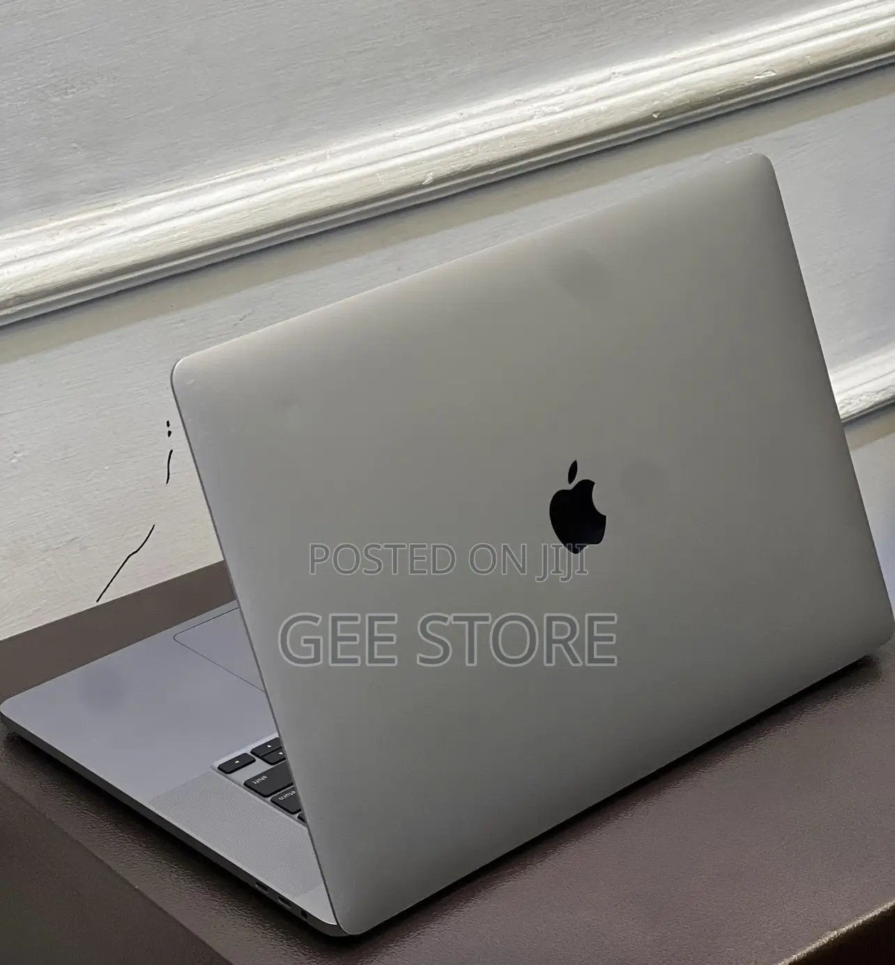 Laptop Apple MacBook Pro 2019 32GB Intel Core I7 SSD 512GB