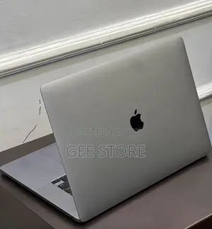 Laptop Apple MacBook Pro 2019 32GB Intel Core I7 SSD 512GB