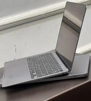 Laptop Apple MacBook Air 2020 8GB Apple M1 Pro SSD 256GB