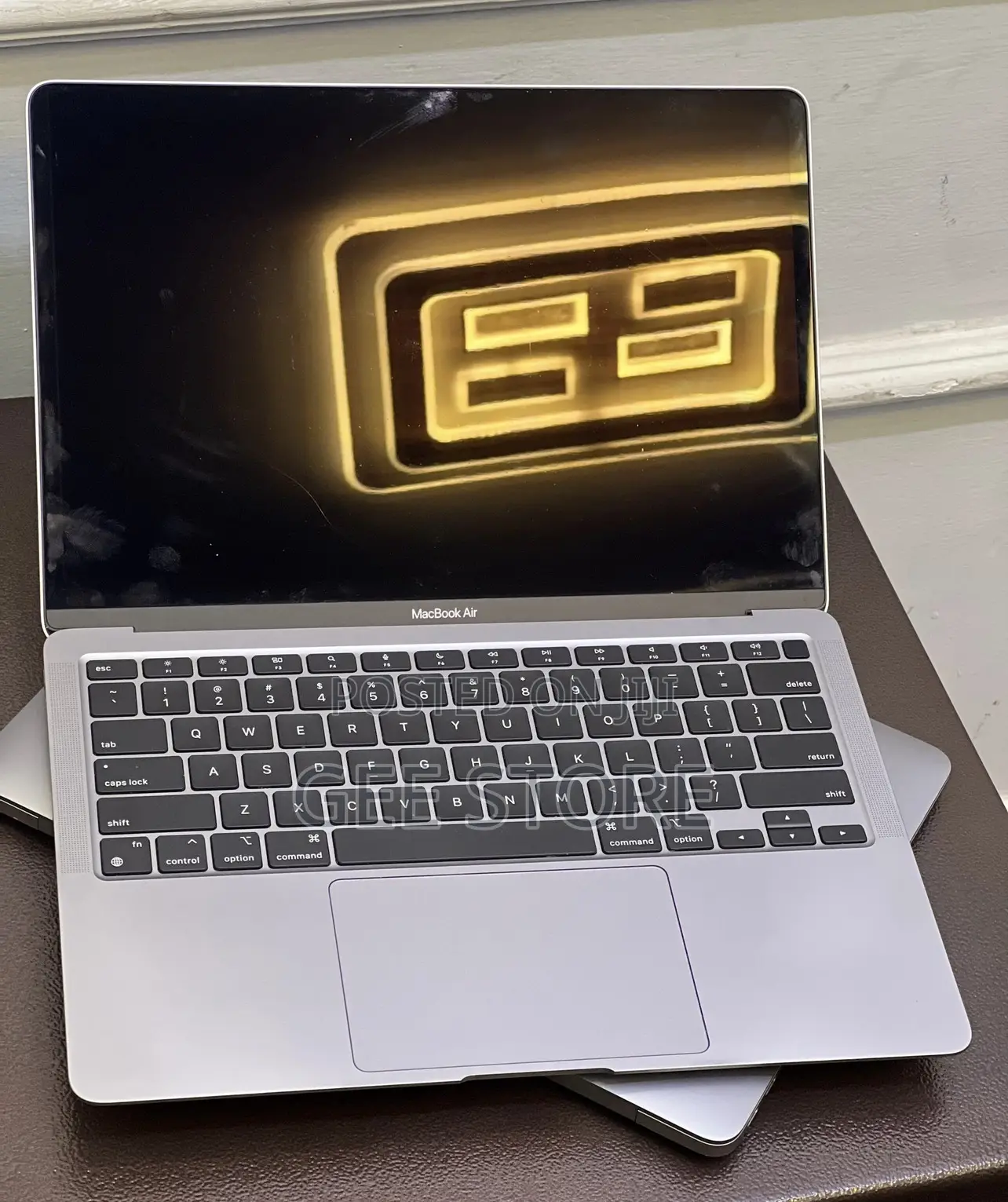Laptop Apple MacBook Air 2020 8GB Apple M1 Pro SSD 256GB