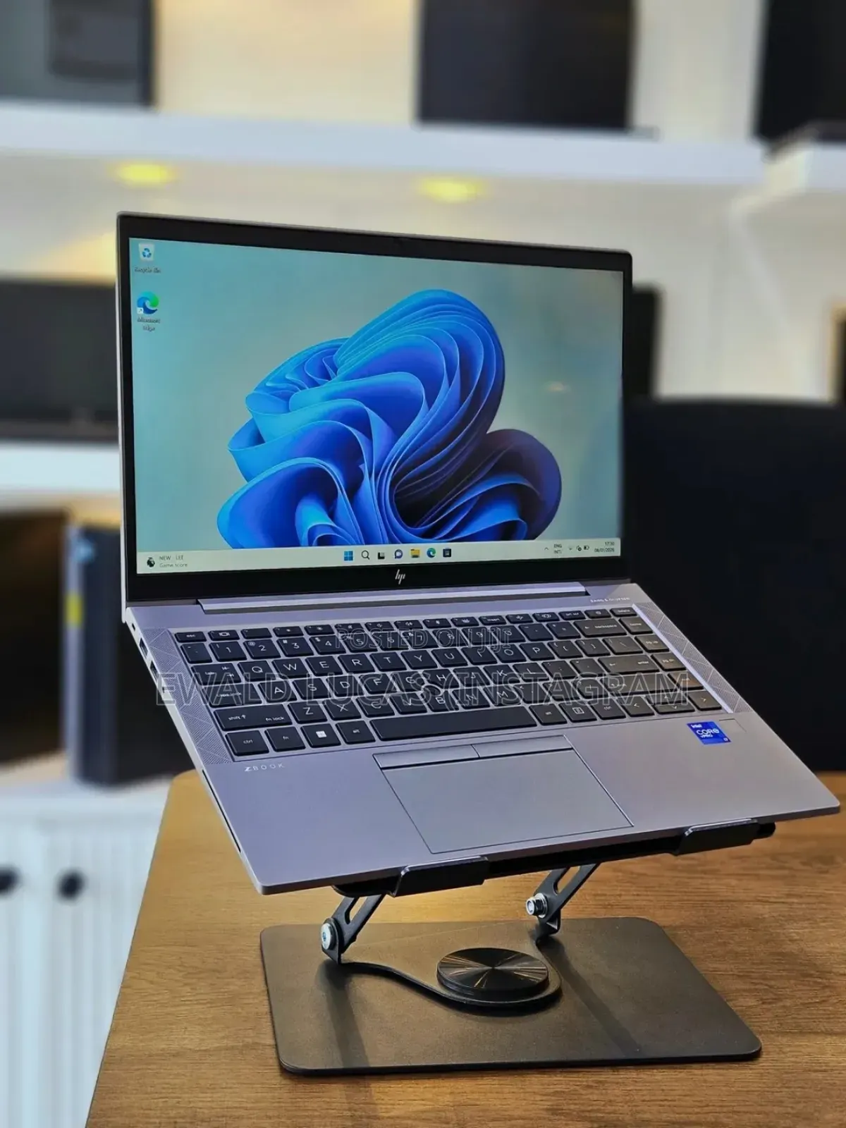 Laptop HP ZBook Firefly 14 G7 16GB Intel Core I7 SSD 256GB