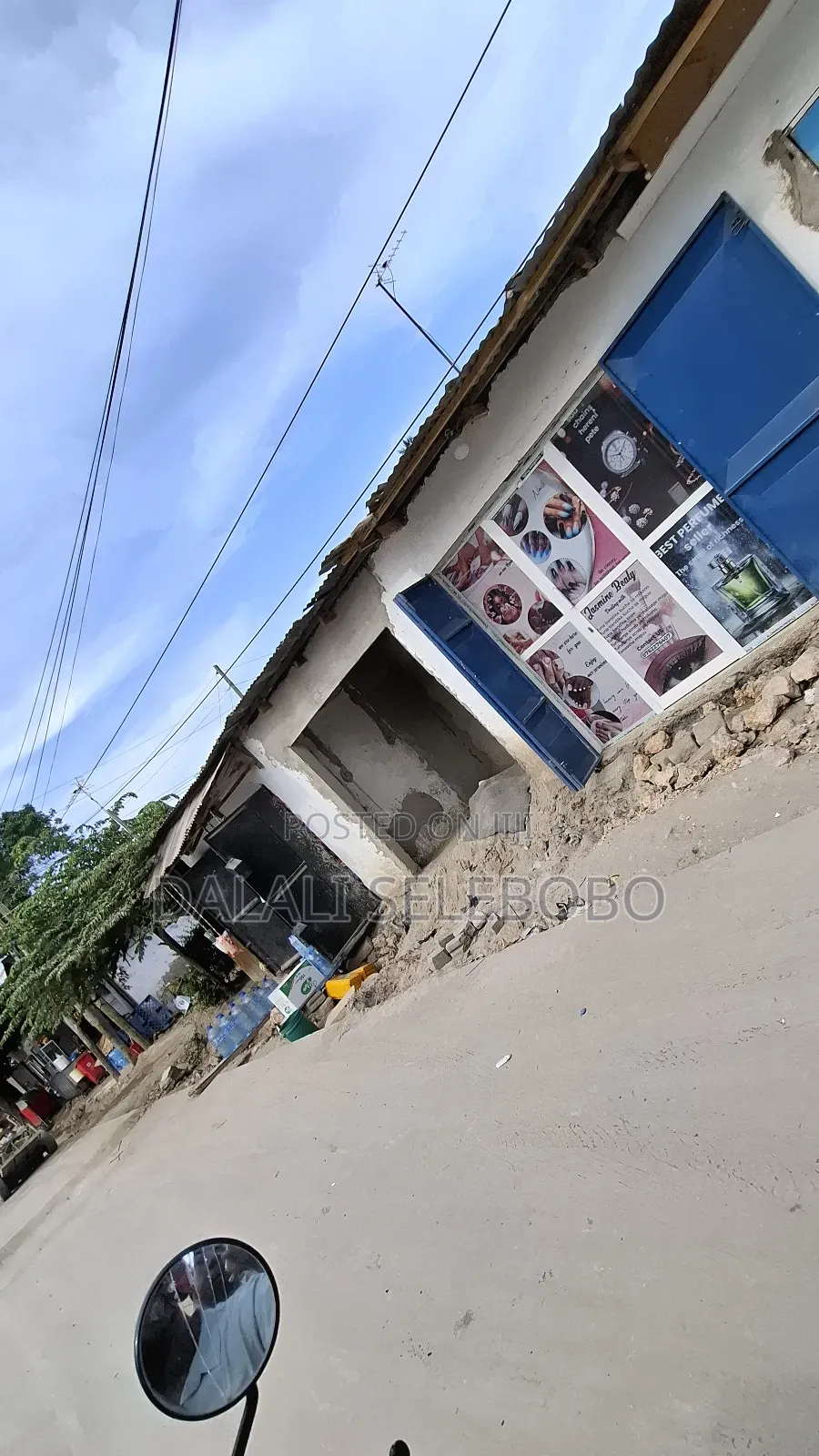 7bdrm Bungalow in Sinza Kumekucha, Kinondoni for sale