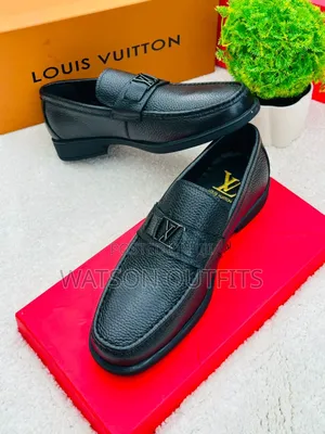 Men's Leather Shoes Very Royal Louis Vuitton Brand