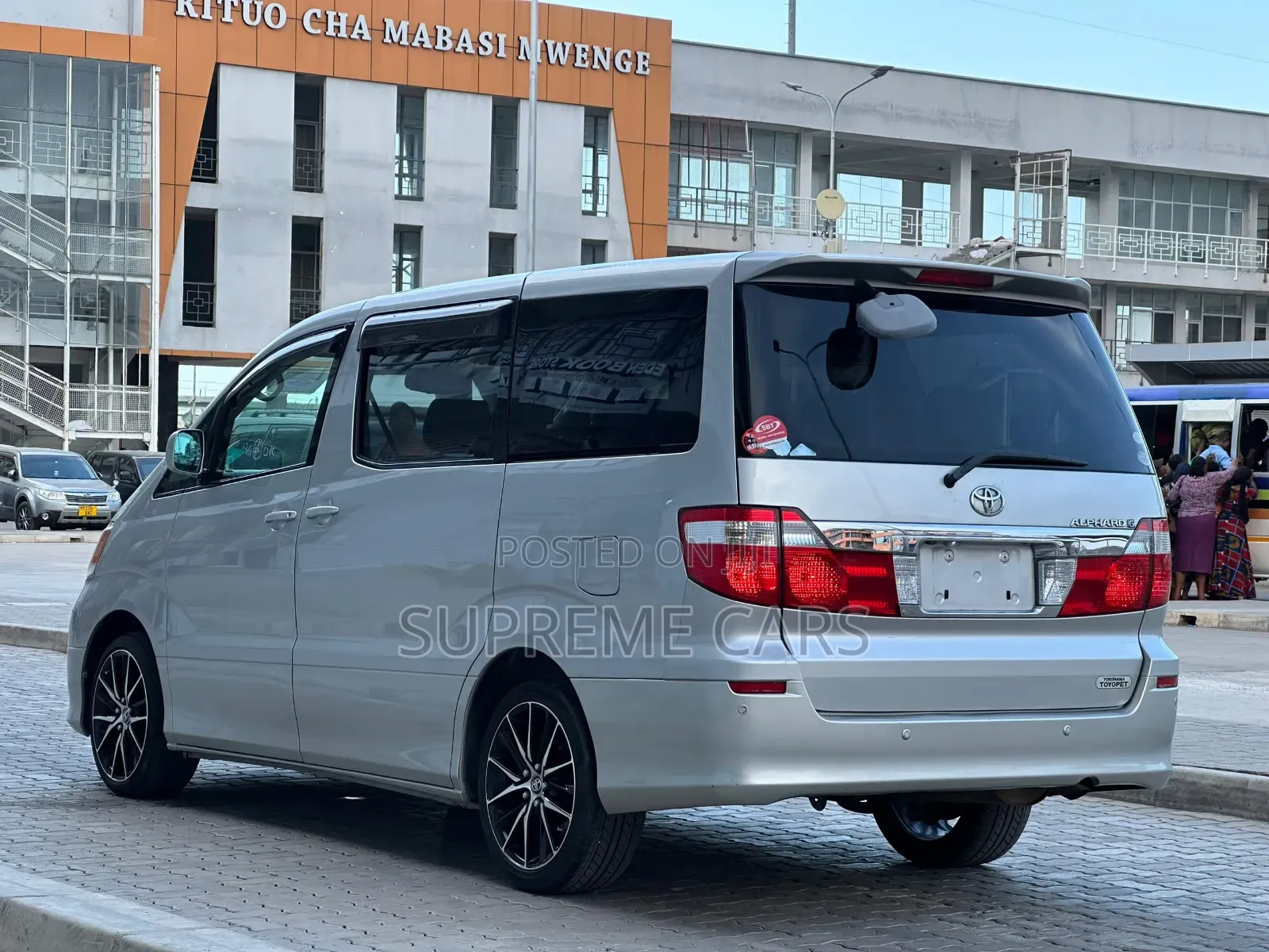 Toyota Alphard 2006 Silver