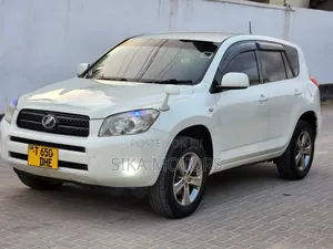 Toyota RAV4 2007 White