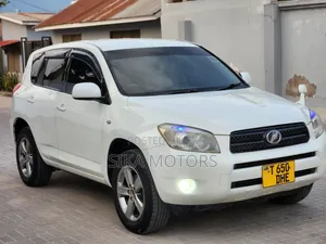 Toyota RAV4 2007 White