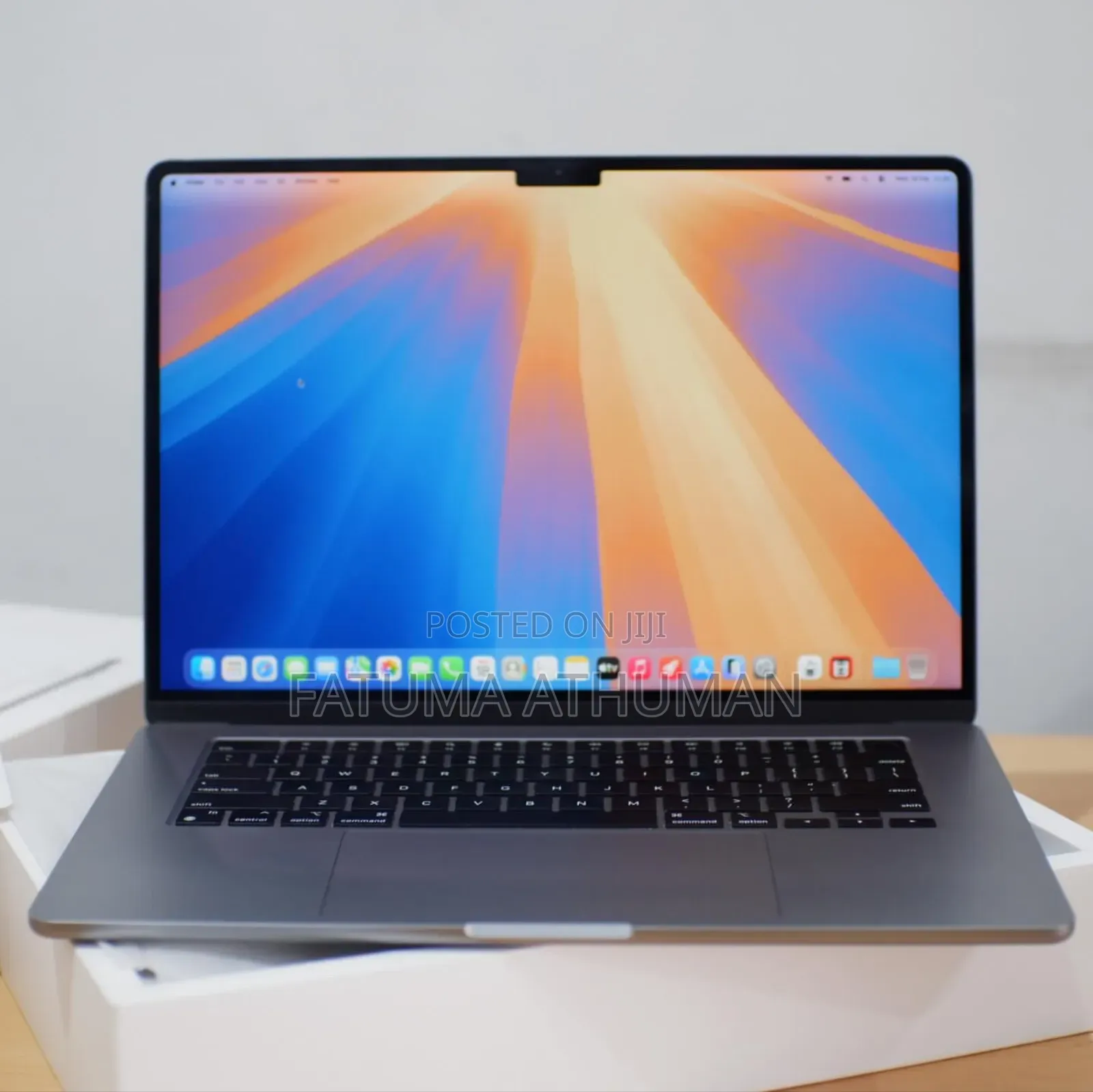 Laptop Apple MacBook 16GB Apple M2 SSD 256GB