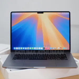 Laptop Apple MacBook 16GB Apple M2 SSD 256GB
