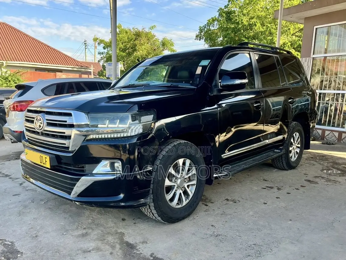 Toyota Land Cruiser 2015 Black