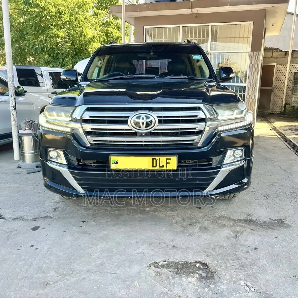 Toyota Land Cruiser 2015 Black