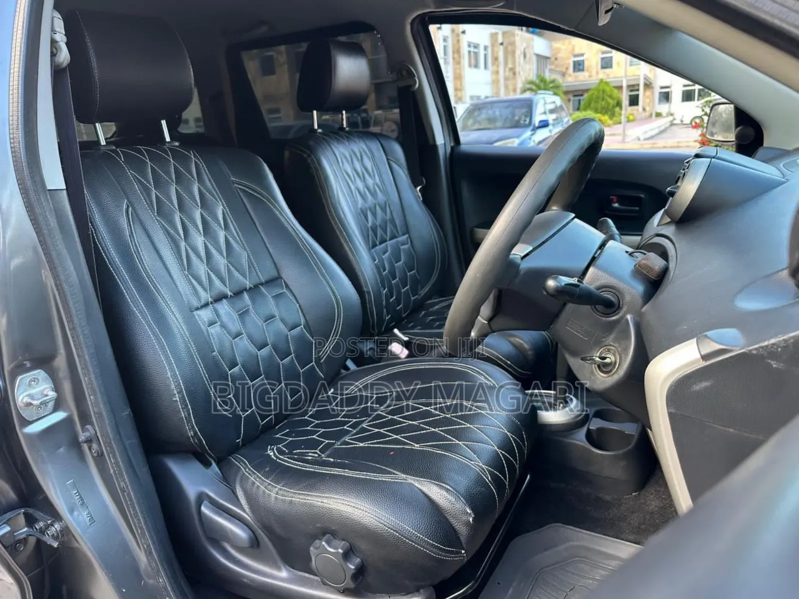 Toyota IST 2004 Gray