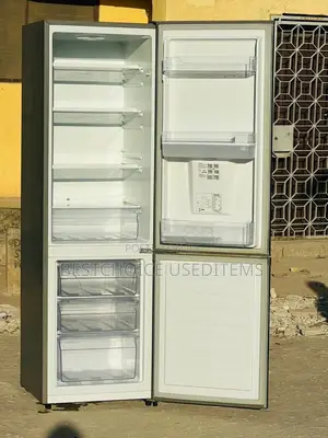 Hisense Friji// 264l // No Kipengele//