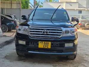 Toyota Land Cruiser 2011 Black