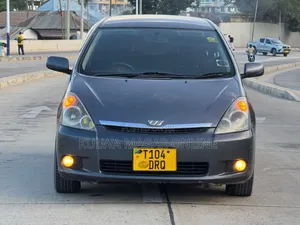 Toyota Wish 2005 Gray