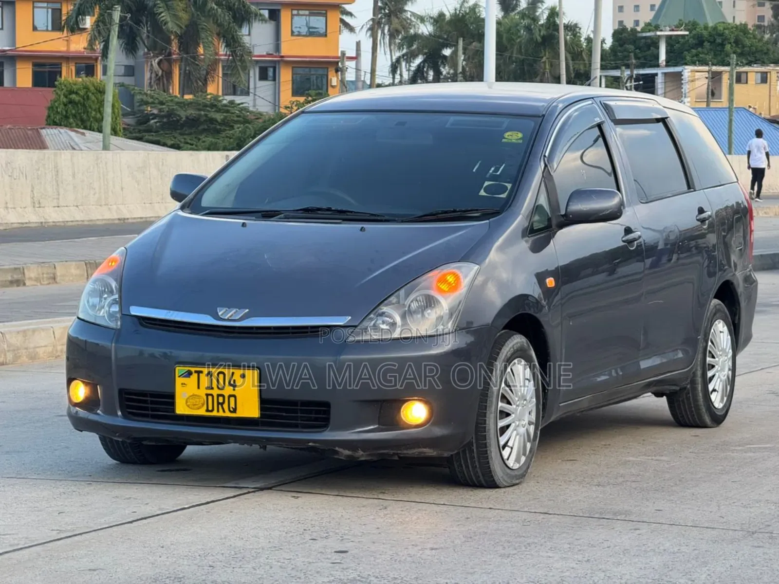 Toyota Wish 2005 Gray