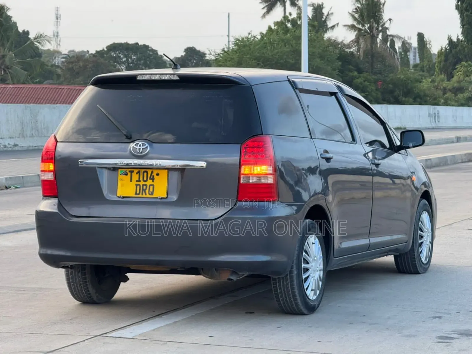 Toyota Wish 2005 Gray