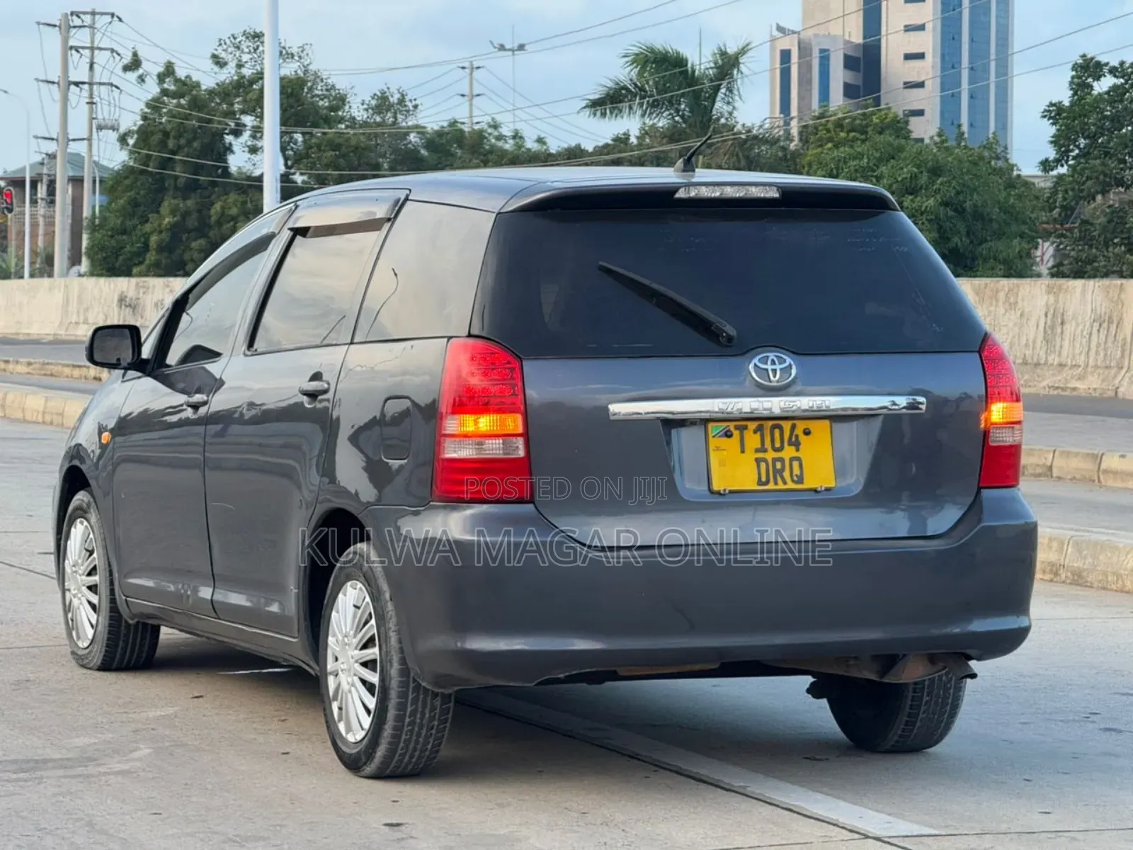 Toyota Wish 2005 Gray