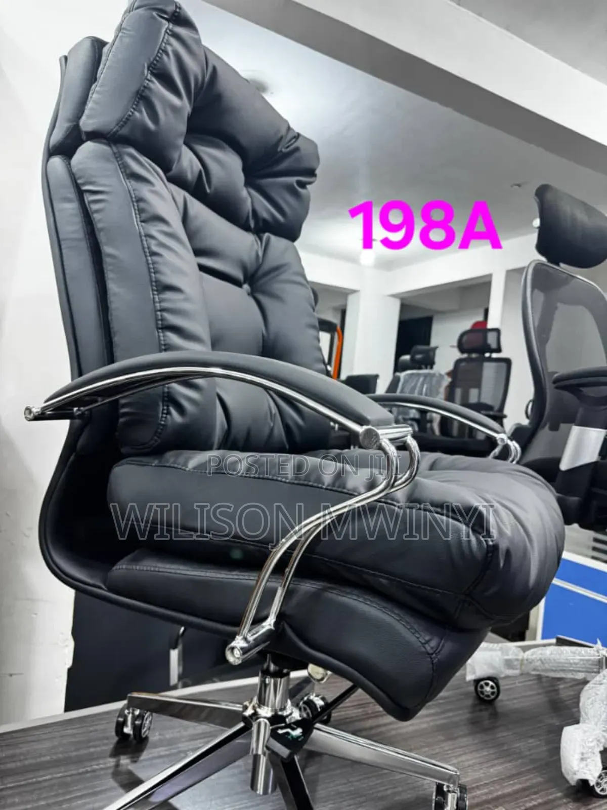 Executive Chair / Kiti Cha Ofisi