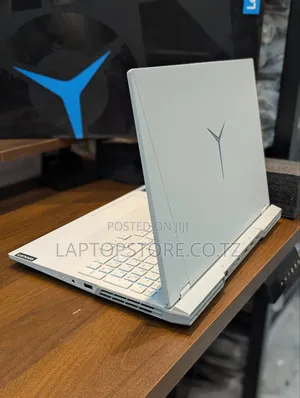 New Laptop Lenovo 16GB Intel Core I9 SSD 1T