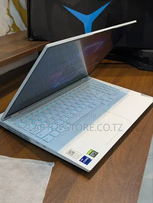 New Laptop Lenovo 16GB Intel Core I9 SSD 1T