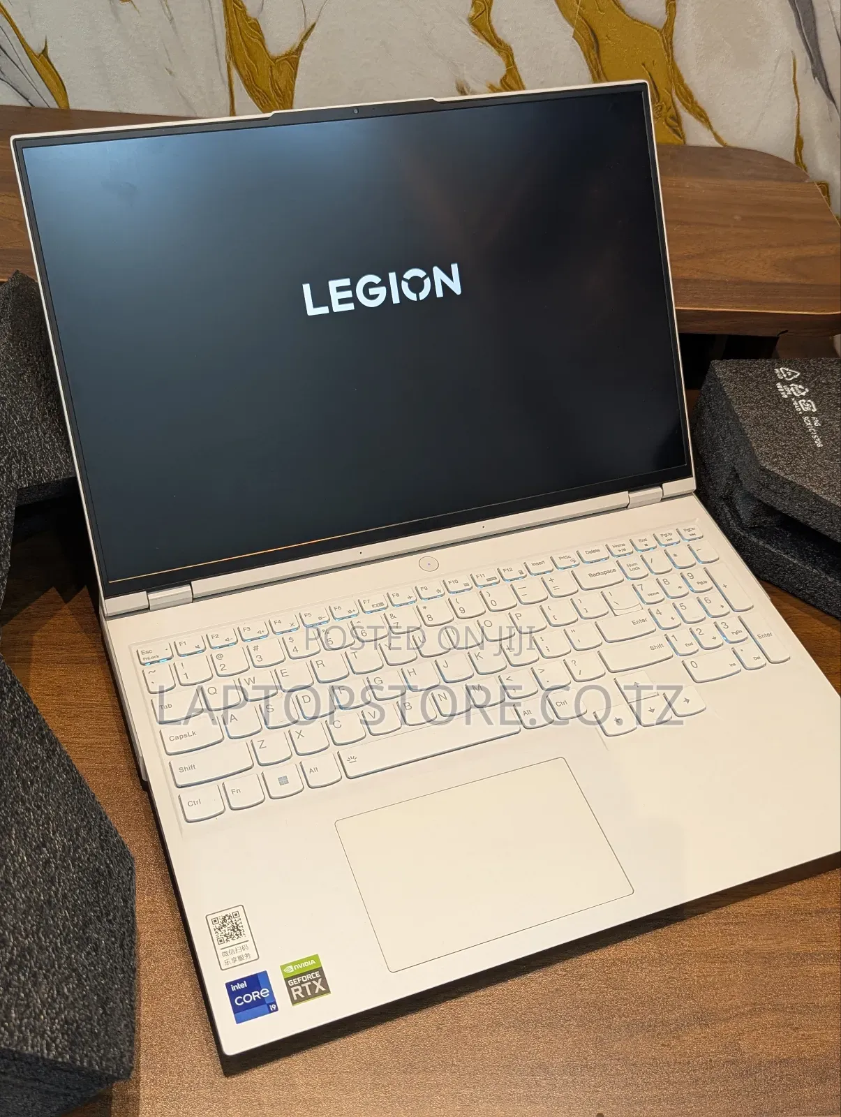New Laptop Lenovo 16GB Intel Core I9 SSD 1T