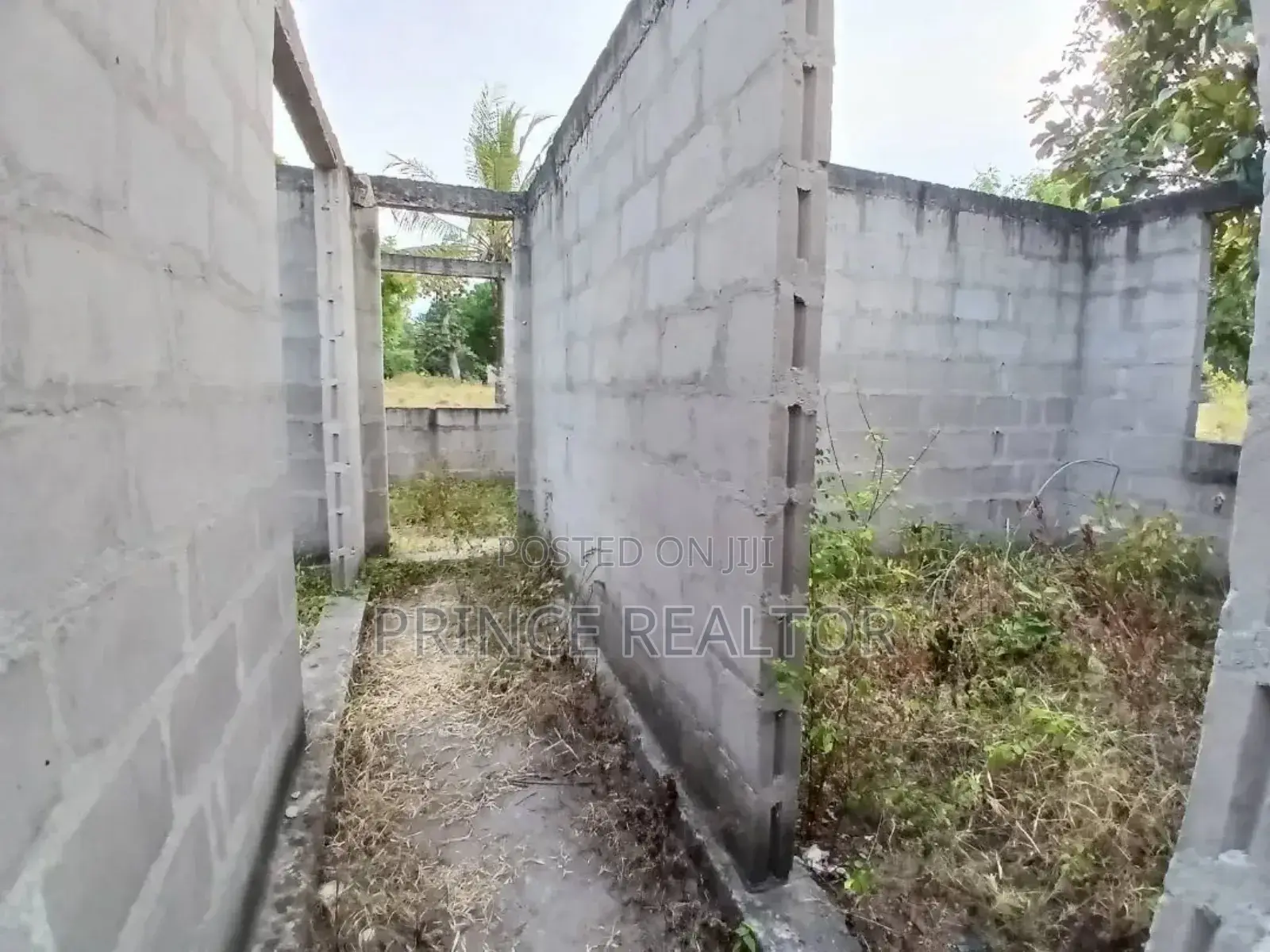 3bdrm House in Kinyerez, Kinondoni for sale