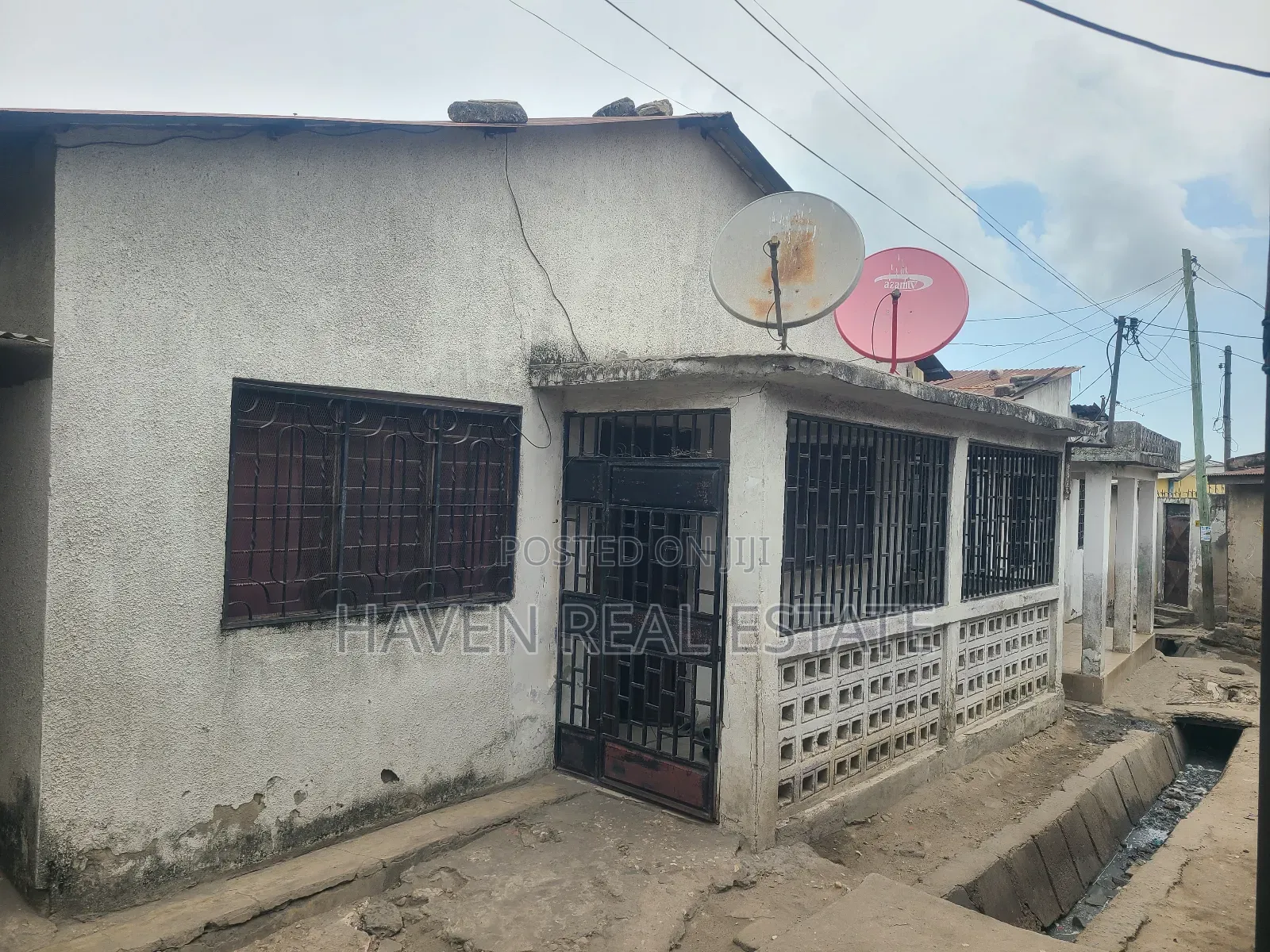 3bdrm House in Mwananyamala for sale