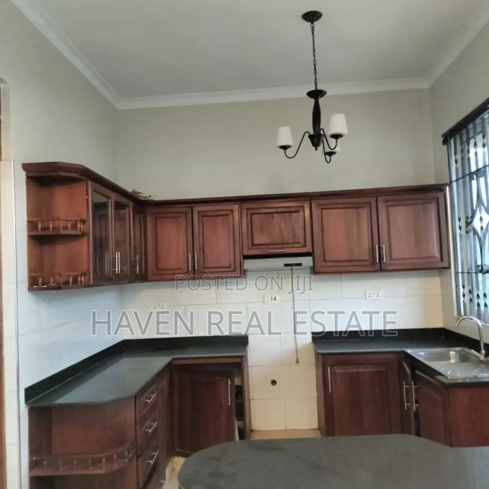 4bdrm House in Kinondoni for sale