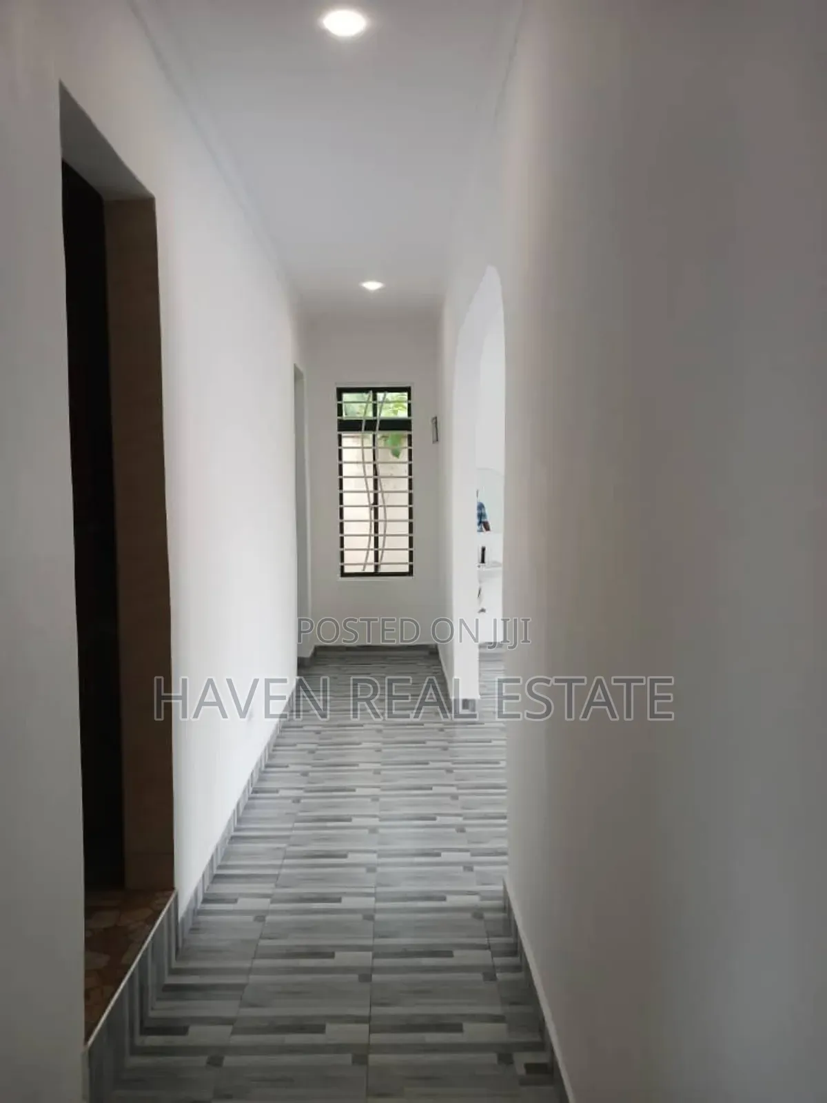 3bdrm House in Goba for sale